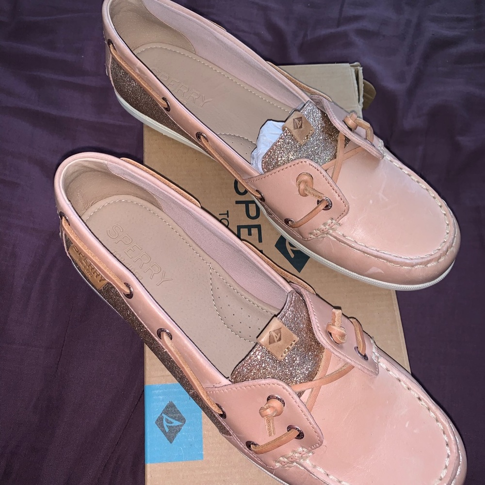 Sperry boat shoe